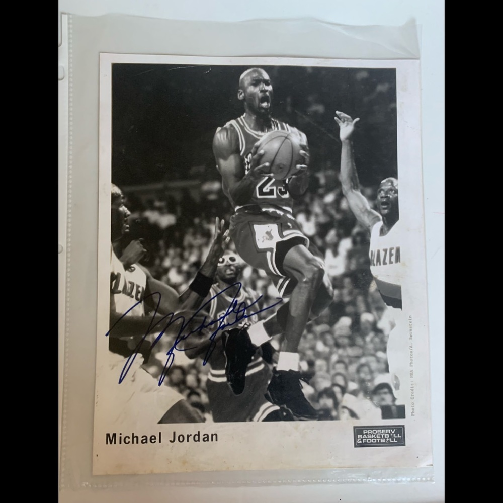 MICHAEL JORDAN PROSERV BASKETBALL & FOOTBALL
